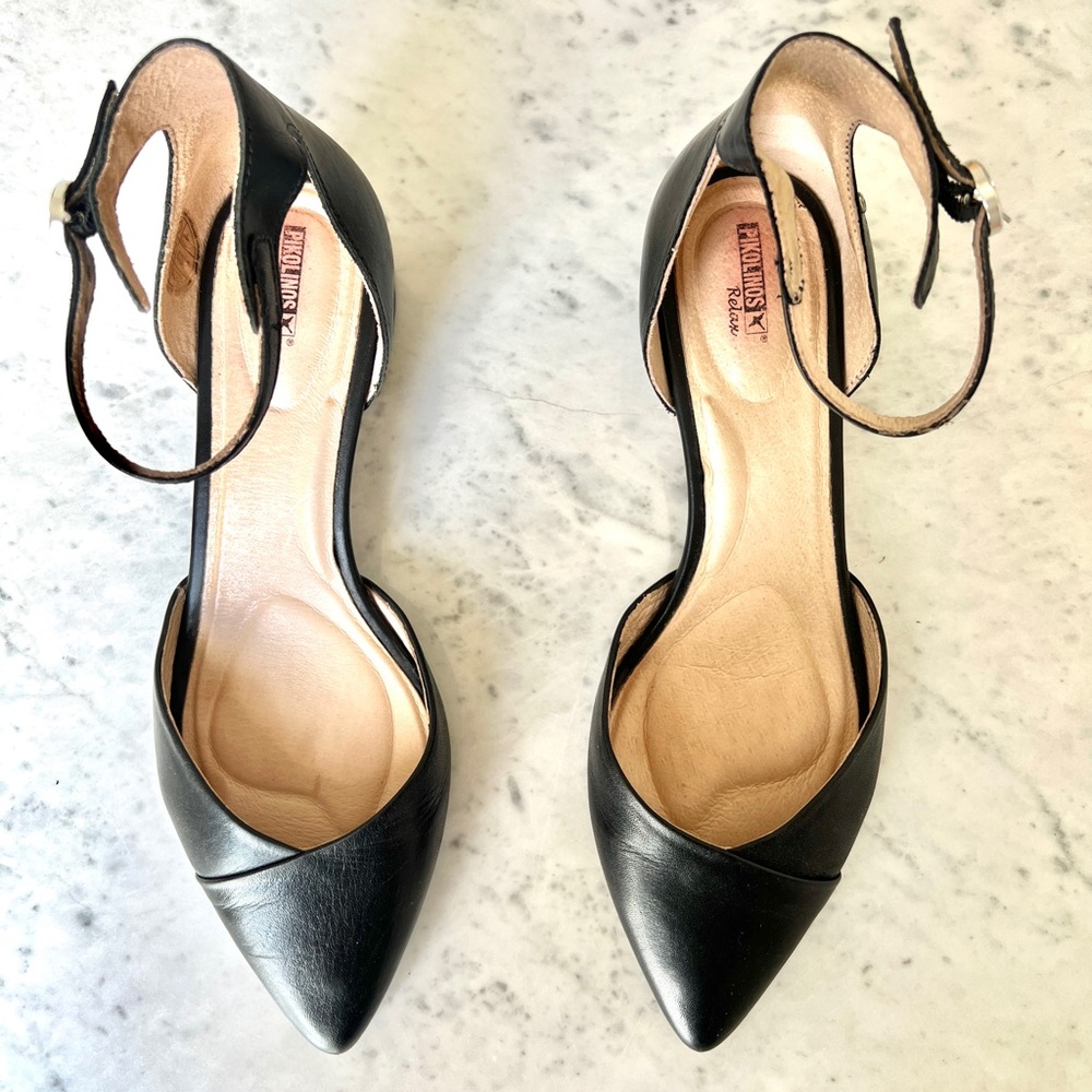 Pikolinos Black Leather Mary Jane